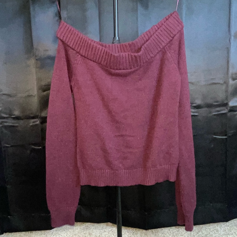 Edikted Off-Shoulder Maroon Sweater